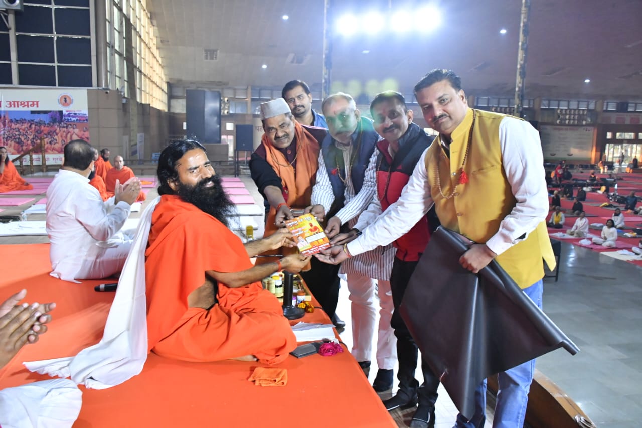 सनातन धर्म संसद को स्वामी रामदेव का मिला समर्थन, शुकतीर्थ में सात दिसंबर को होगा भव्य आयोजन 