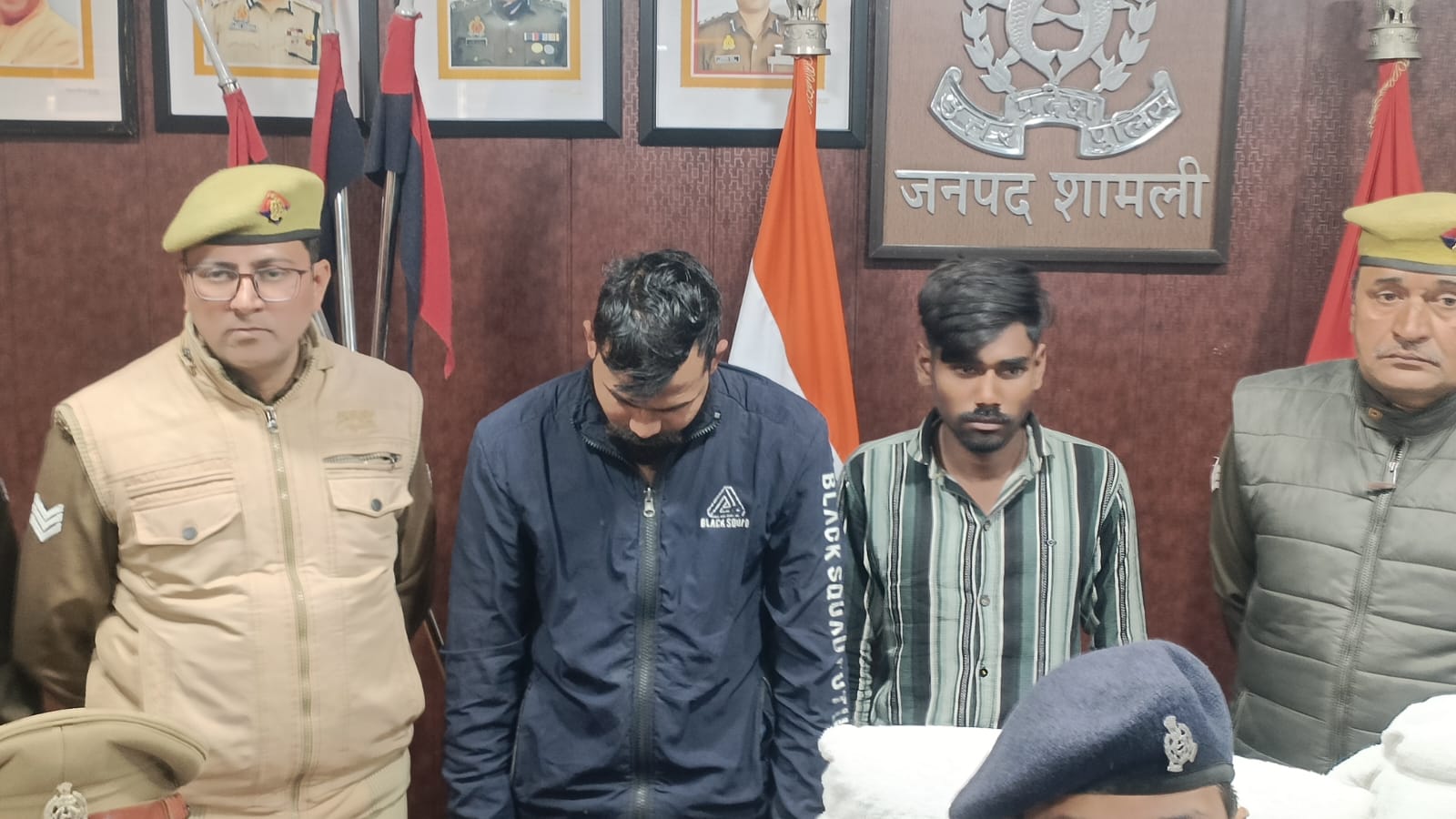 शामली: पुलिस ने 3 घंटे में चोरी का खुलासा किया, दो आरोपी गिरफ्तार, ₹1.11 लाख और दो मोटरसाइकिल बरामद