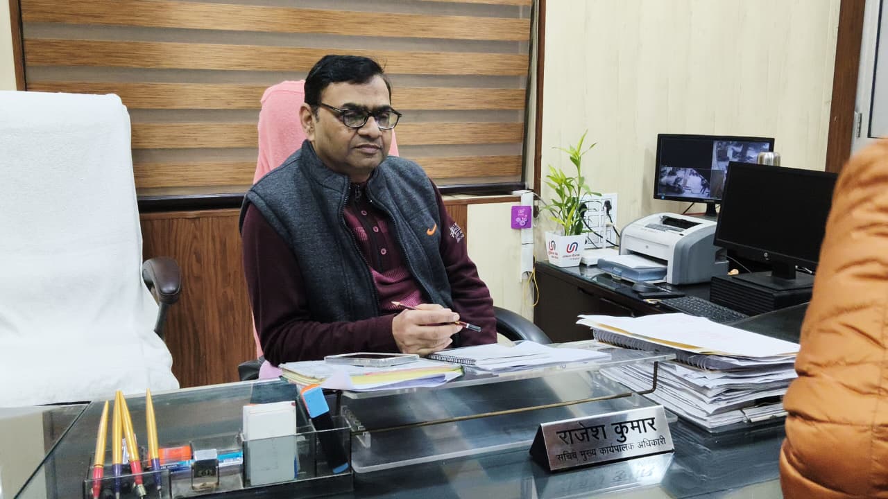 मुजफ्फरनगर: किसान के खाते से 12.93 लाख की एटीएम चोरी, बैंक मैनेजर और क्लर्क निलंबित