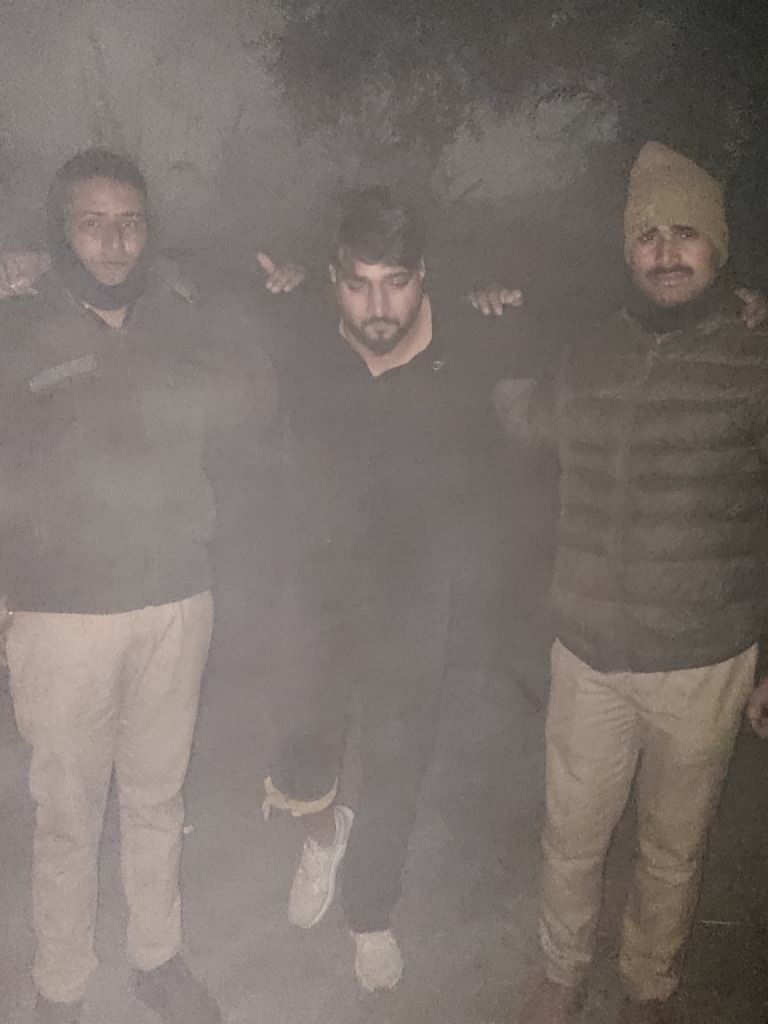 गाजियाबाद में पुलिस मुठभेड़: गुरुग्राम का शातिर अपराधी पैर में गोली लगने से घायल, एक दर्जन मुकदमे दर्ज