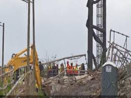 दक्षिण अफ्रीका में चार मंजिला हिंदू मंदिर ढहा.. पांच की मौत..लगनी थी दुनिया की सबसे बड़ी नरसिंहदेव की मूर्ति