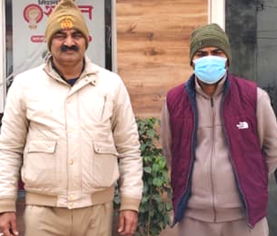 सहारनपुर में थाना कोतवाली मण्डी पुलिस ने एनबीडब्लू वारंटी को गिरफ्तार कर जेल भेजा