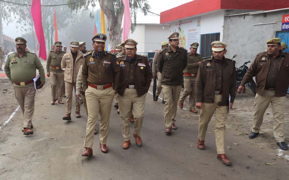 शामली पुलिस लाइन का वार्षिक निरीक्षण: DIG अभिषेक सिंह ने व्यवस्थाओं और प्रशिक्षण की समीक्षा की
