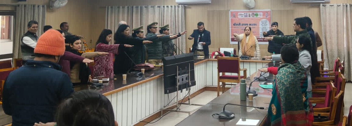 सहारनपुर: महिला आयोग की सदस्य सपना कश्यप की अध्यक्षता में महिला जनसुनवाई एवं समीक्षा बैठक आयोजित