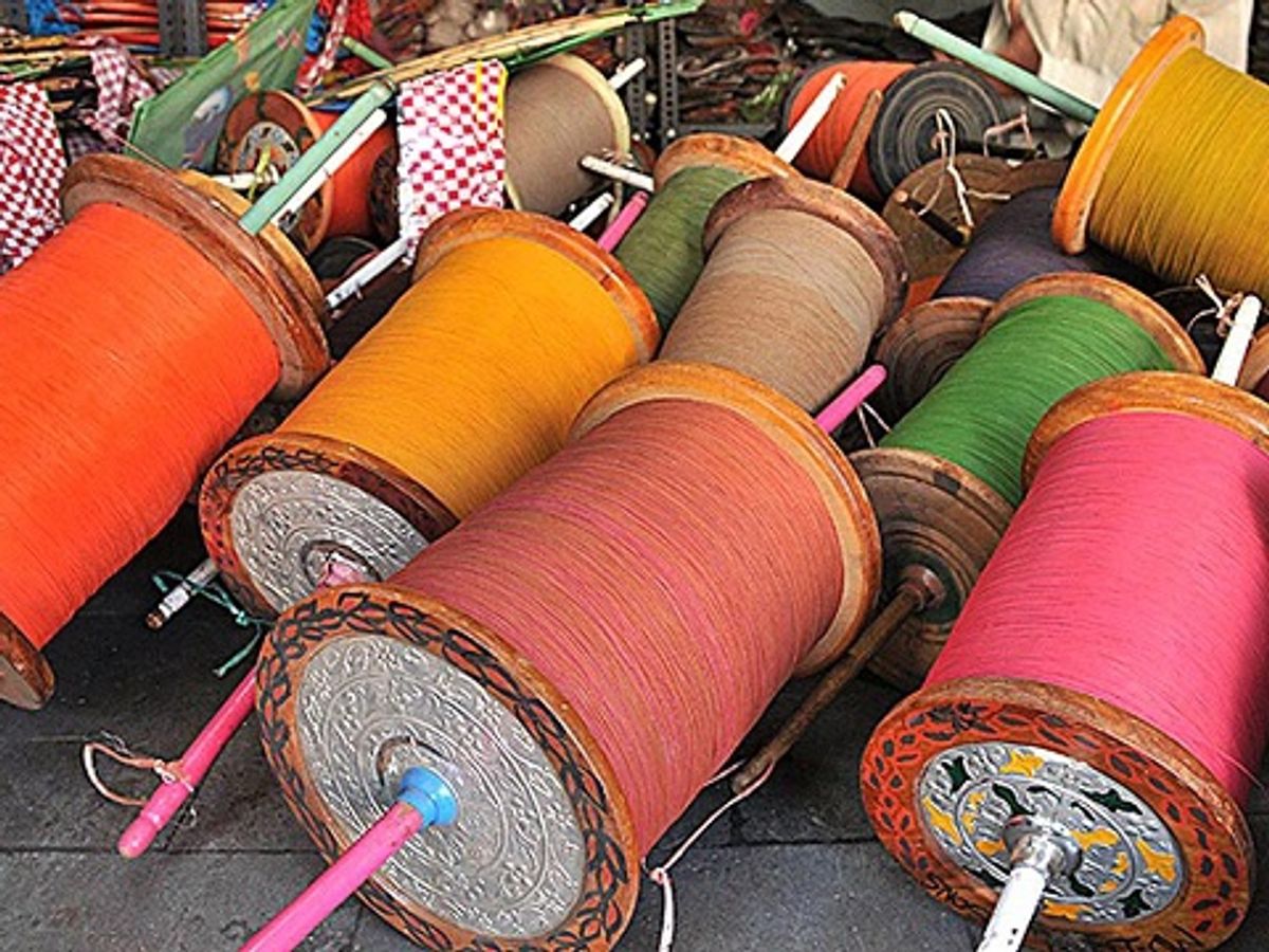 सहारनपुर में बसंत पंचमी से पहले पुलिस ने जब्त किया प्रतिबंधित चीनी मांझा