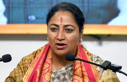 सीएम रेखा गुप्ता का दिल्ली विधानसभा में इतिहास पर तीखा तंज – ‘भगत सिंह ने कांग्रेस पर बम फेंका?’