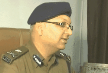 यूपी में 20 आईपीएस अफसरों के तबादले: लखनऊ कमिश्नरेट में अमित वर्मा हटाए, अपर्णा कुमारी बनीं संयुक्त पुलिस आयुक्त