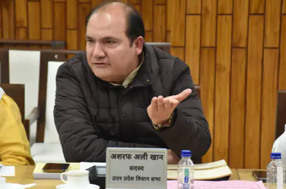 शामली में सड़क निर्माण और चौड़ीकरण के लिए विधायक ने PWD प्रमुख सचिव को सौंपा प्रस्ताव