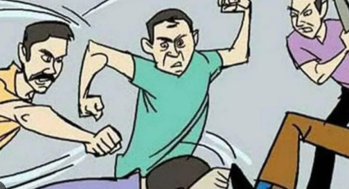 धान क्रय केंद्र बना रणक्षेत्र! किसान की बेरहमी से पिटाई, वीडियो वायरल