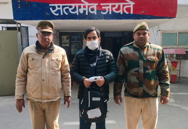 नोएडा में गांजा और अवैध शराब बेचने वाले दो शातिर गिरफ्तार, पुलिस ने की बड़ी बरामदगी