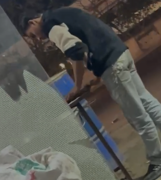 गाजियाबाद में रोटी पर थूकने का वीडियो वायरल, आरोपी युवक हिरासत में