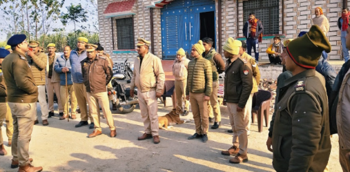 मेरठ का कपसाड़ हत्याकांड, गांव छावनी में तब्दील,कर्फ्यू जैसे हालात,पीड़िता के घर लगे सीसीटीवी 