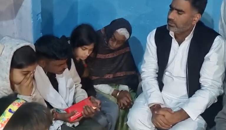 ममता हत्याकांड पर सियासत तेज: अतुल प्रधान का संगीत सोम पर तीखा हमला, संगीत सोम पर लगाया 'मीट व्यवसाई' होने का आरोप