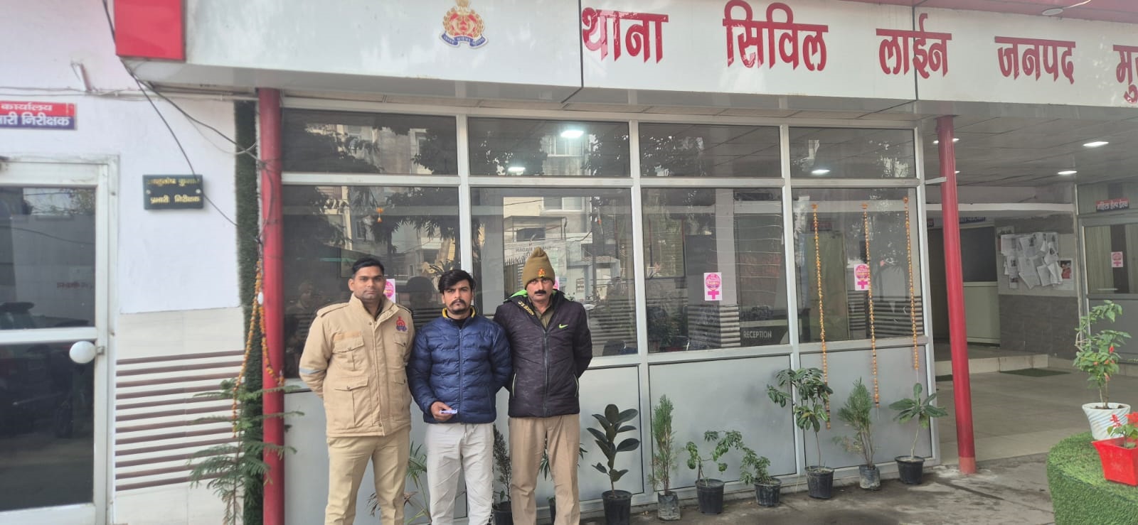 मुजफ्फरनगर पुलिस का 'ऑपरेशन सवेरा', 60 हजार की स्मैक के साथ तस्कर दबोचा, फुगाना में 18 किलो गांजा बरामद