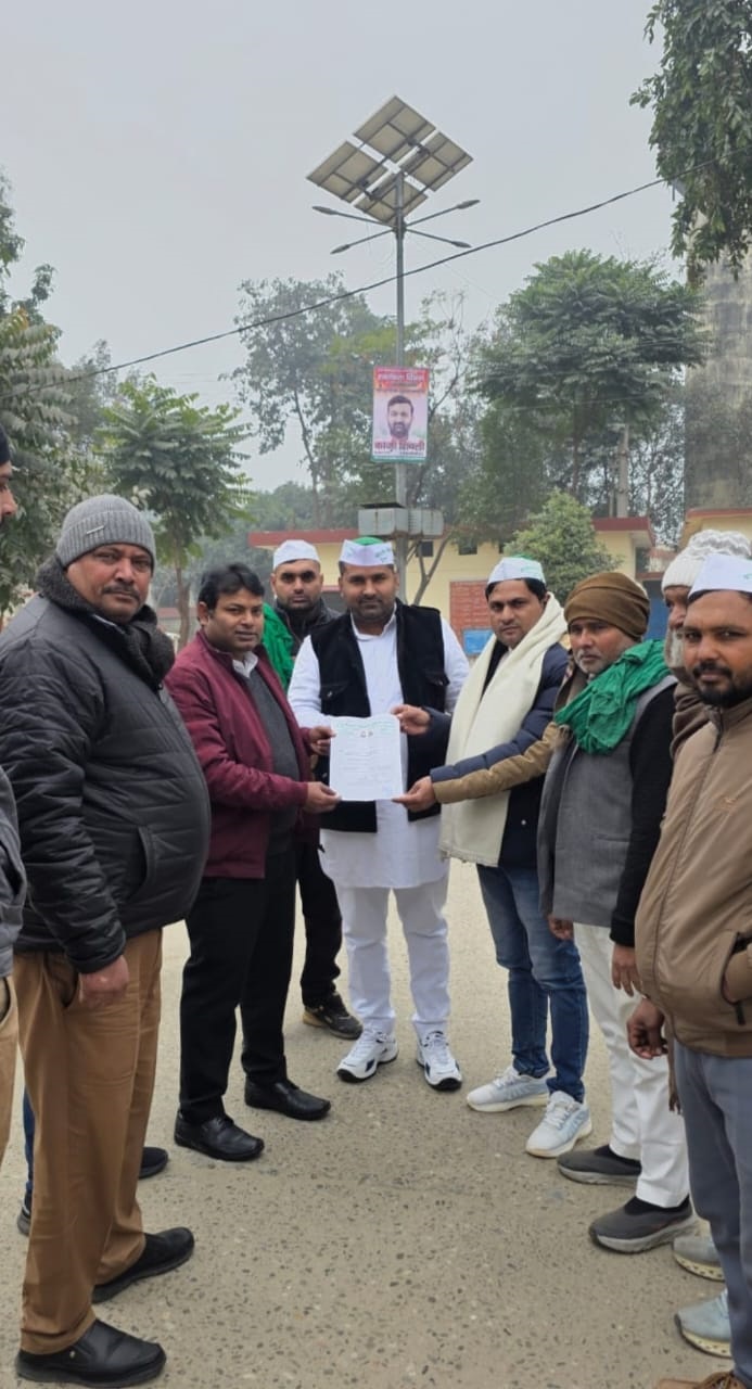 भाकियू तोमर का सदर तहसील पर हल्ला बोल: बेवरेज फैक्ट्री पर 'अवैध कब्जे' और 'प्रदूषण' के संगीन आरोप; आंदोलन की चेतावनी