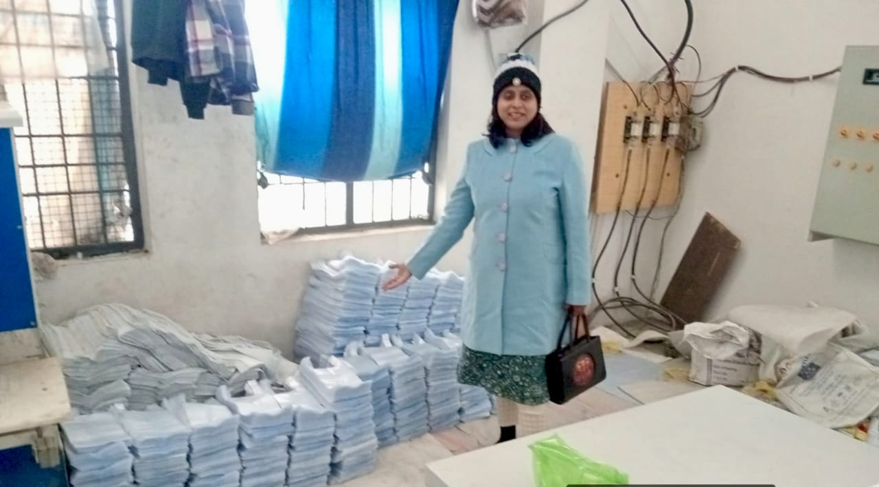 सहारनपुर: नगर निगम की बड़ी कार्रवाई, दो पॉलीथिन फैक्ट्रियों से 1 टन प्रतिबंधित प्लास्टिक बरामद