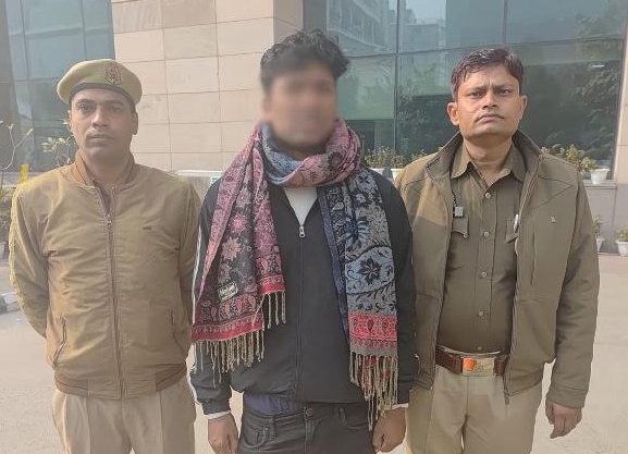 नोएडा: सीआरपीएफ कांस्टेबल और पत्नी गिरफ्तार, 10 वर्षीय बच्ची के साथ मारपीट और उत्पीड़न का आरोप