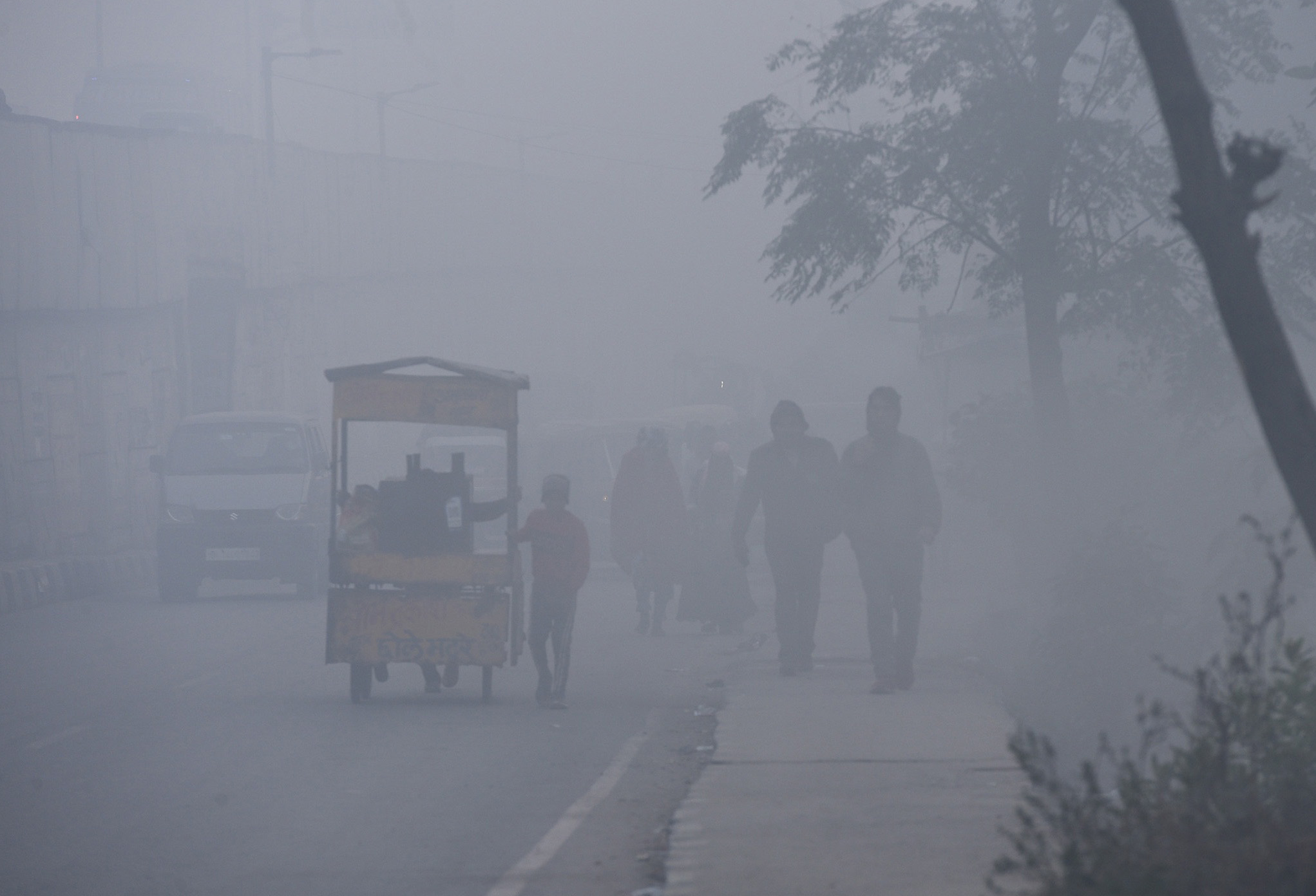 मेरठ में गलन का कहर, तापमान 2.5 डिग्री तक गिरा, 18 जनवरी को बारिश के आसार