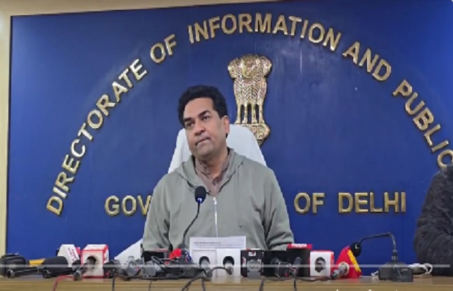 कपिल मिश्रा का सीएम आतिशी पर बड़ा हमला: 'आस्था और सदन की गरिमा से खिलवाड़ कर रही है AAP'