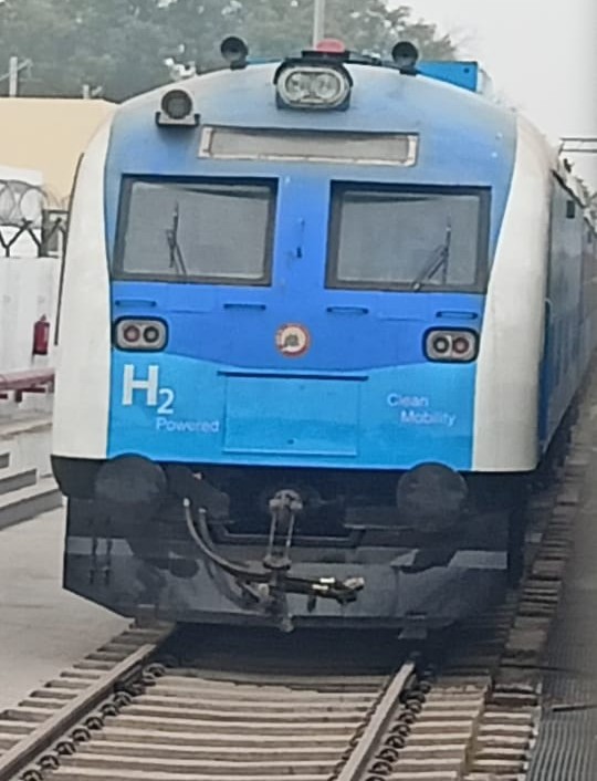  देश की पहली हाइड्रोजन ट्रेन बन कर तैयार, आरडीएसओ ने शुरू किये अंतिम परीक्षण