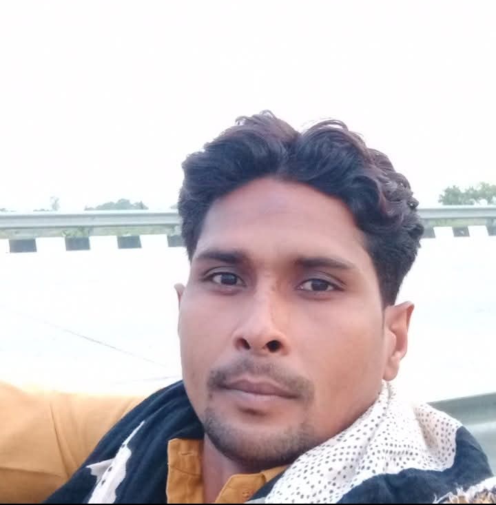  बागपत: घर के बाहर मिला संदिग्ध शव; दोस्तों के साथ हरियाणा गया था युवक, परिजनों ने लगाया हत्या का आरोप, जांच में जुटी पुलिस