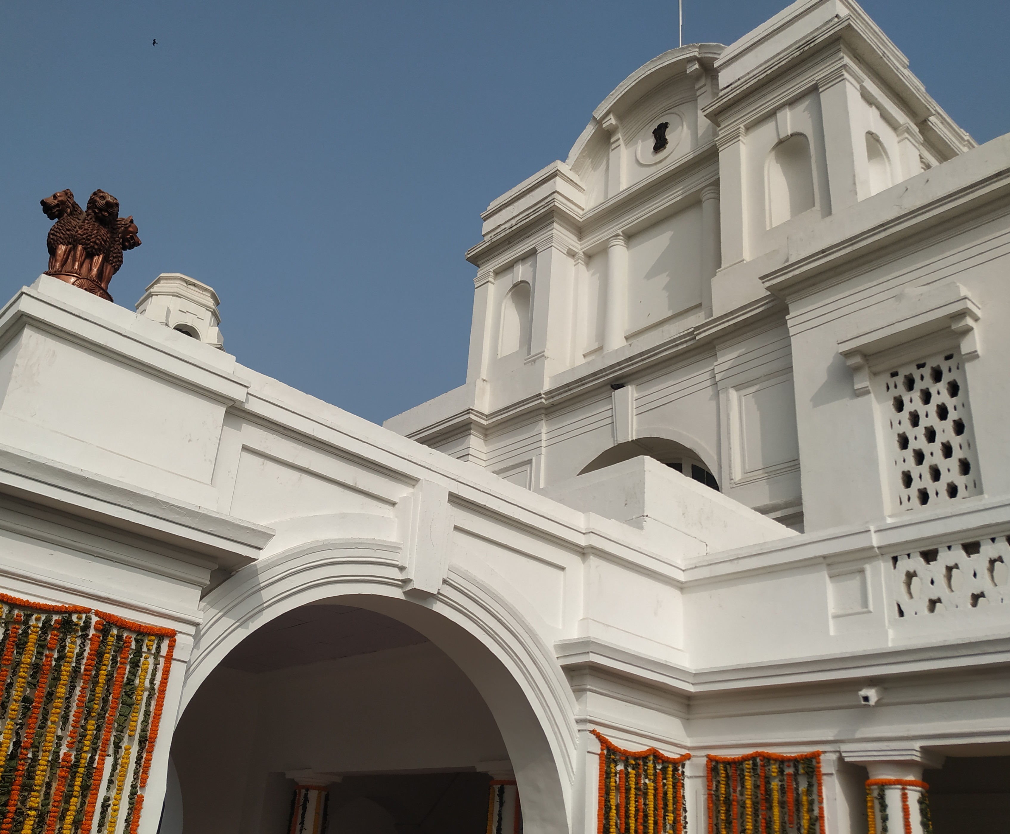 दिल्ली विधानसभा अध्यक्ष ने नेता प्रतिपक्ष आतिशी का वीडियो फॉरेंसिक जांच के लिए भेजने का आदेश दिया