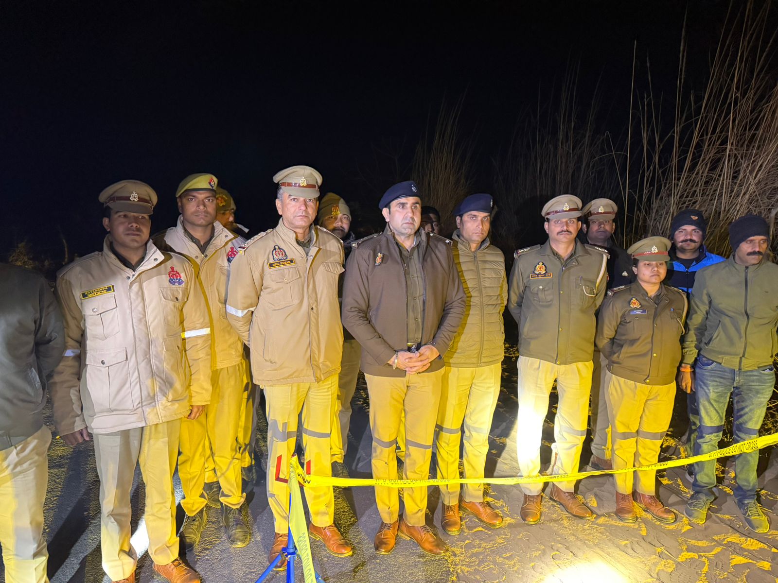 फिरोजाबाद: मुठभेड़ में आरोपी ग्राम प्रधान गिरफ्तार, पुलिस की गोली से घायल