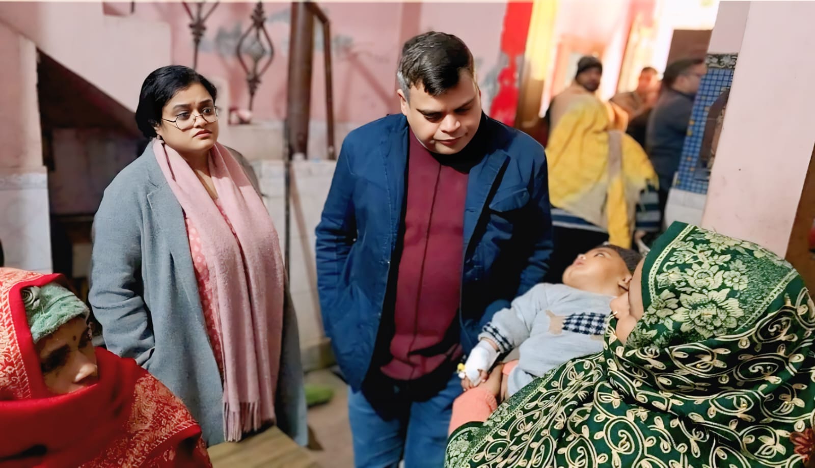 बड़ौत में अवैध नर्सिंग होम पर छापा, घर के अंदर चल रहा था, SDM के छापे में डॉक्टर नदारद, फार्मासिस्ट कर रहा था बच्चों का इलाज