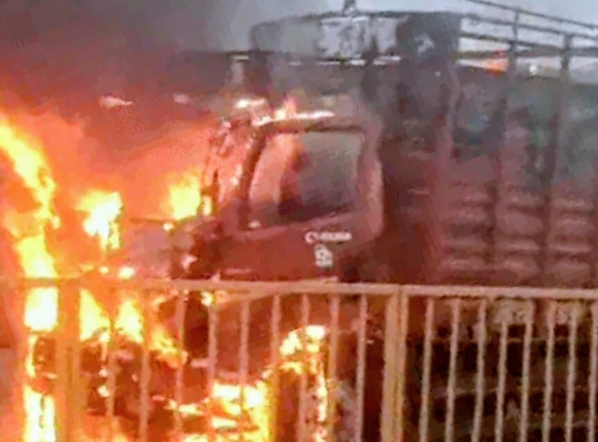 पानीपत में पेंट से भरे कैंटर में लगी भीषण आग, लाखों का माल राख, हाईवे पर लगा जाम