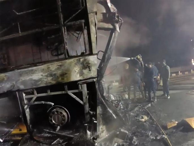 छत्रपति संभाजीनगर में ट्रक से टकराई बस, आग लगने से एक की मौत, 31 यात्री बाल-बाल बचे