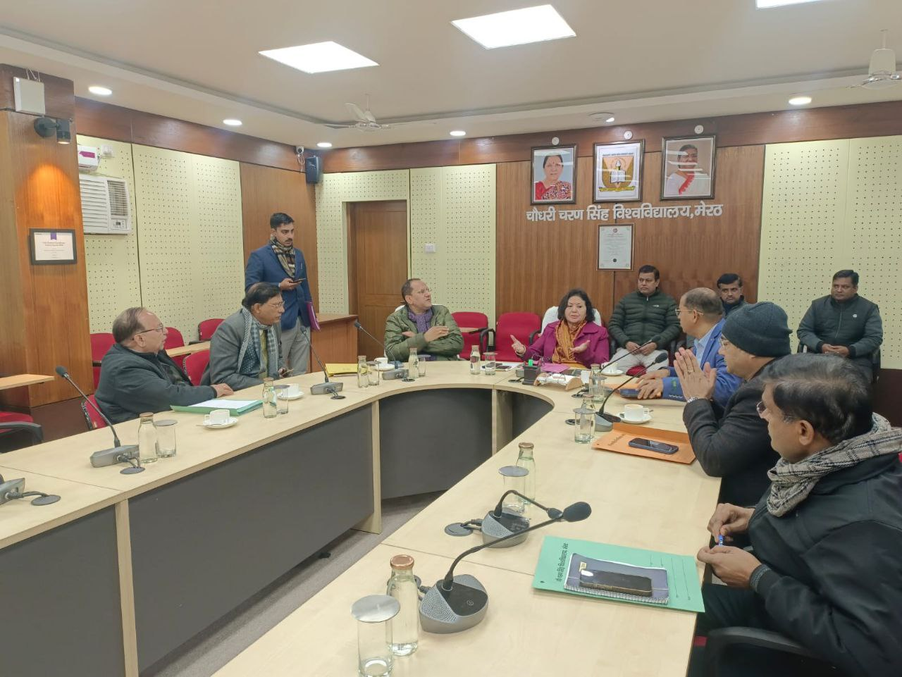 चौधरी चरण सिंह विश्वविद्यालय मेरठ: 43 शोध छात्रों को शोध उपाधि, प्रोफेसरों के स्थानांतरण एवं अवकाश अनुमोदित