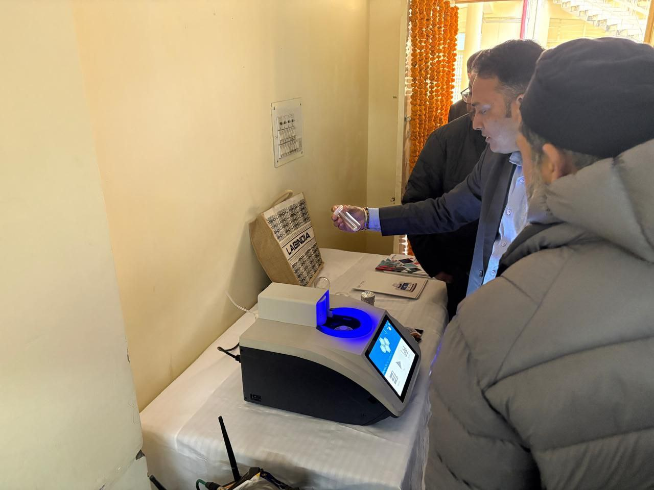 मेरठ: सीसीएसयू के चरक स्कूल ऑफ फार्मेसी में माइक्रोवेव-एसिस्टेड सिंथेसिस पर कार्यशाला आयोजित