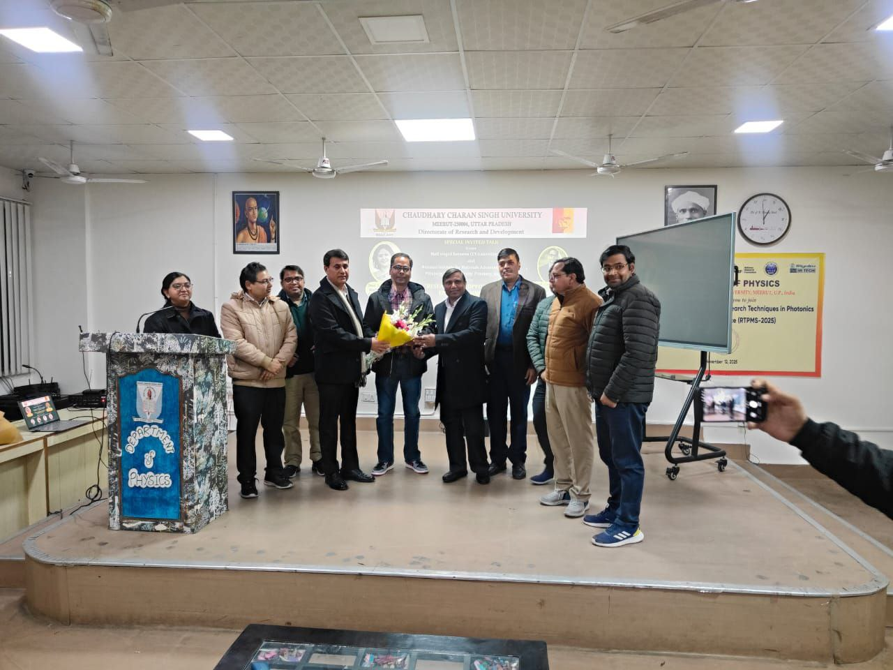 मेरठः सीसीएसयू में डॉ. राम गुप्ता का ऊर्जा प्रौद्योगिकी पर विशेष व्याख्यान