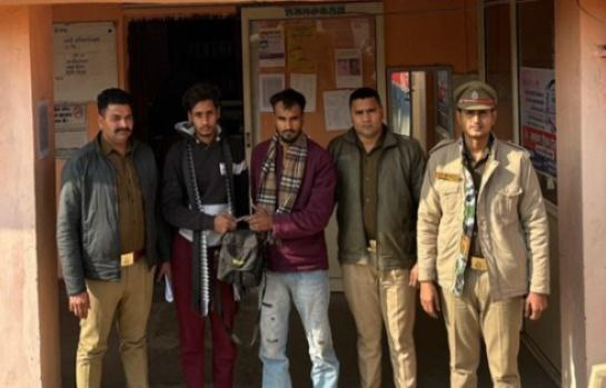 मेरठ: थाना इंचौली ने दुकान से चोरी का खुलासा, चोरों से कैमरा और नकदी बरामद