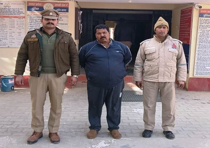 मेरठ: पशु चोरी के मामले में 25 हजार का इनामी बदमाश गिरफ्तार