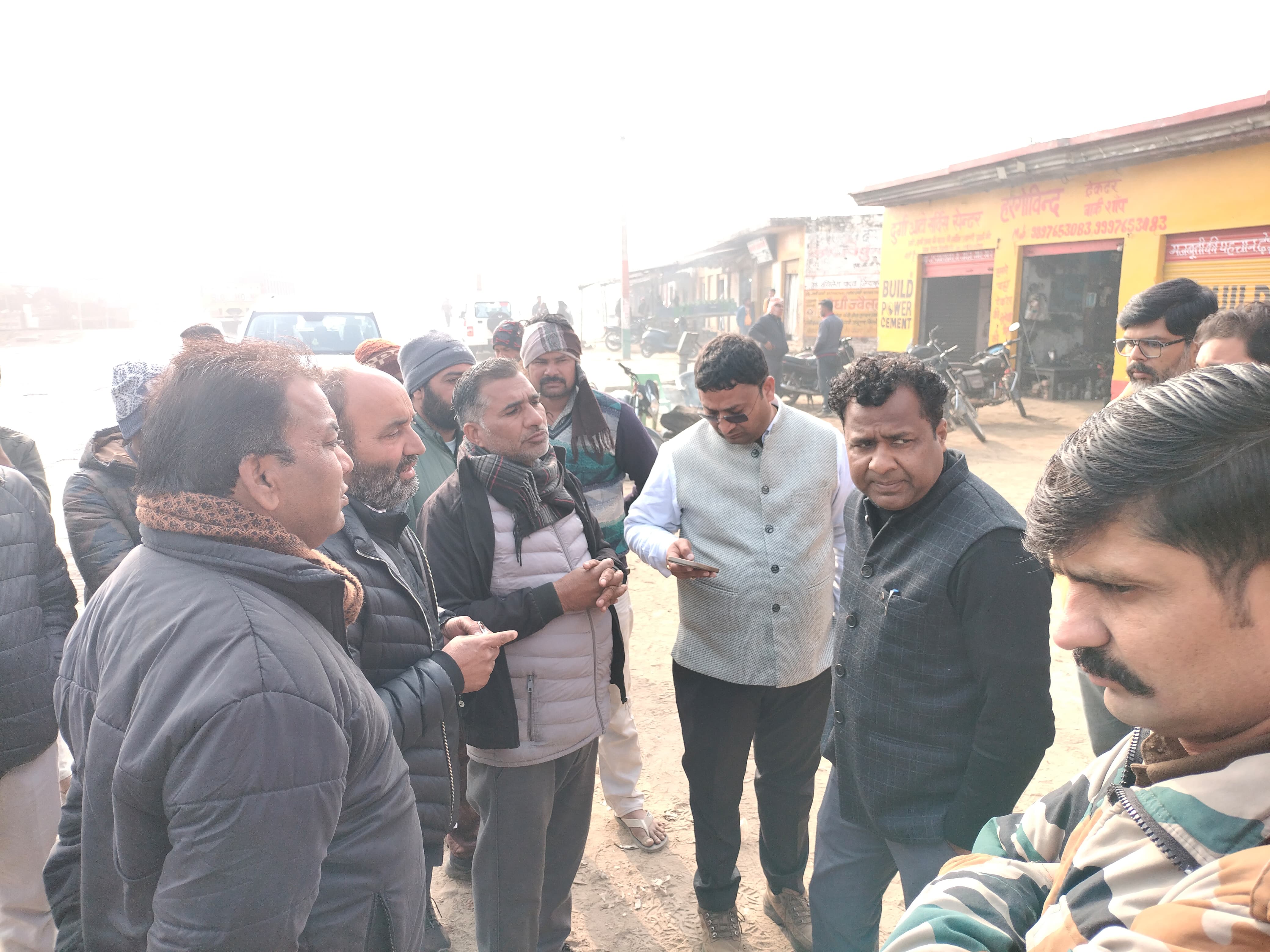 मुज़फ्फरनगर में ग्राम देवल में एनएचएआई की कार्रवाई, अतिक्रमण पर मचा हंगामा, ग्रामीणों को मिली 10 दिन की मोहलत