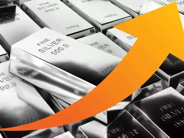 चांदी का 'महा-उछाल' (Mega Rally): क्या 2026 में भाव ₹3,00,000 पार करेंगे ?