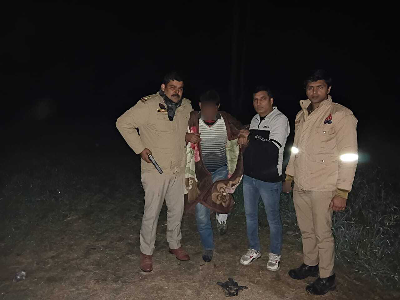 सहारनपुर: पुलिस मुठभेड़ में वांछित अपराधी घायल, तमंचा और मोटरसाइकिल बरामद
