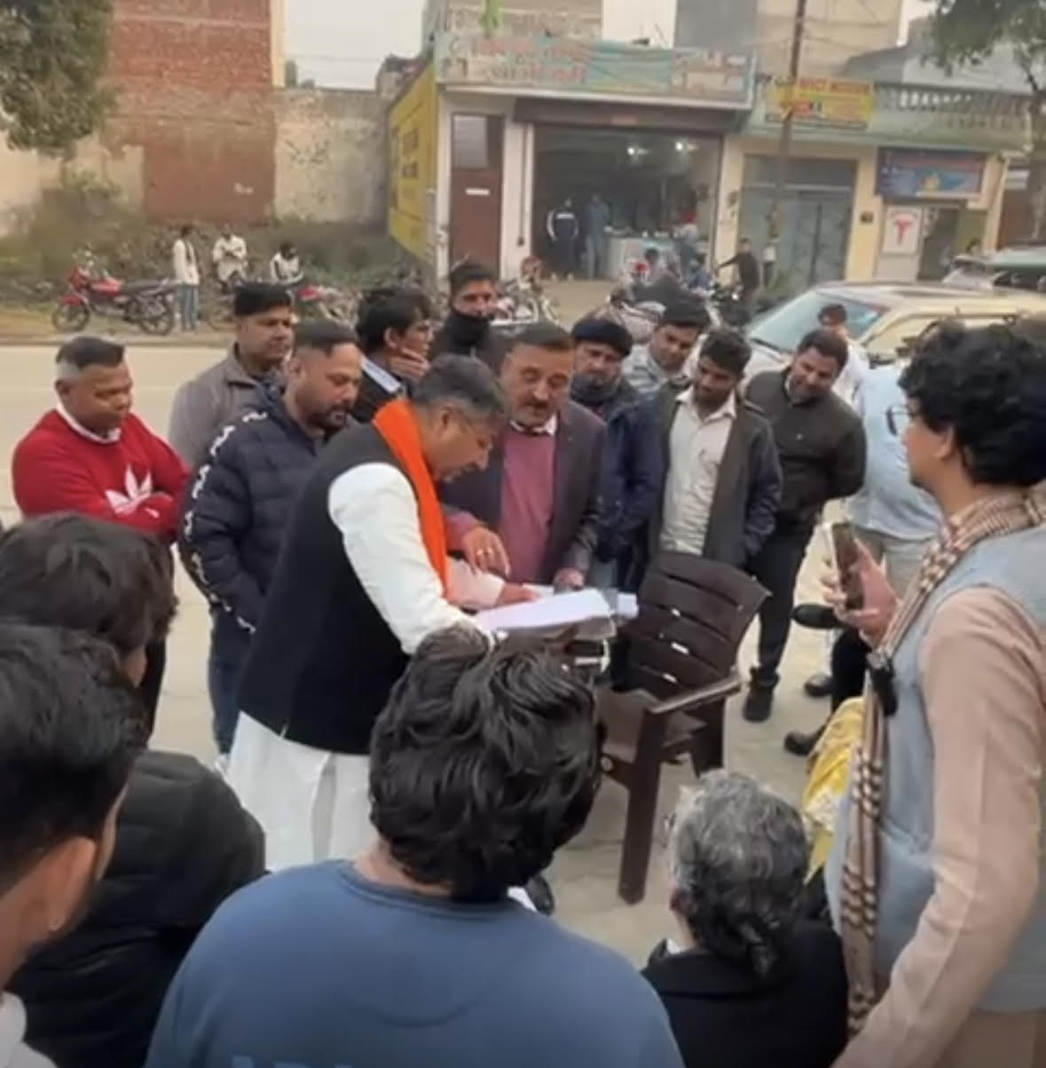 मेरठ के सत्यकाम स्कूल में 'घमासान': ₹3 करोड़ की धोखाधड़ी में अनुज शर्मा  गए जेल, स्टे के बावजूद कब्जे को लेकर मचा बवाल