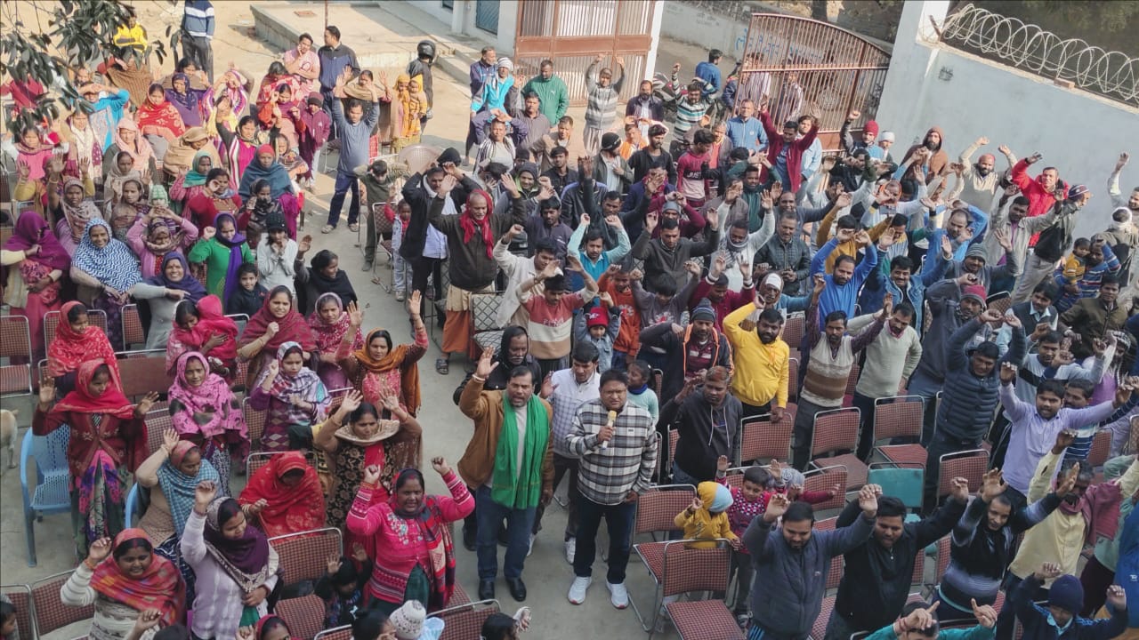 नोएडा के सेक्टर–123 डूब क्षेत्र में भारतीय किसान यूनियन (क्रान्ति) की बैठक: बिजली व मूलभूत सुविधाओं की मांग