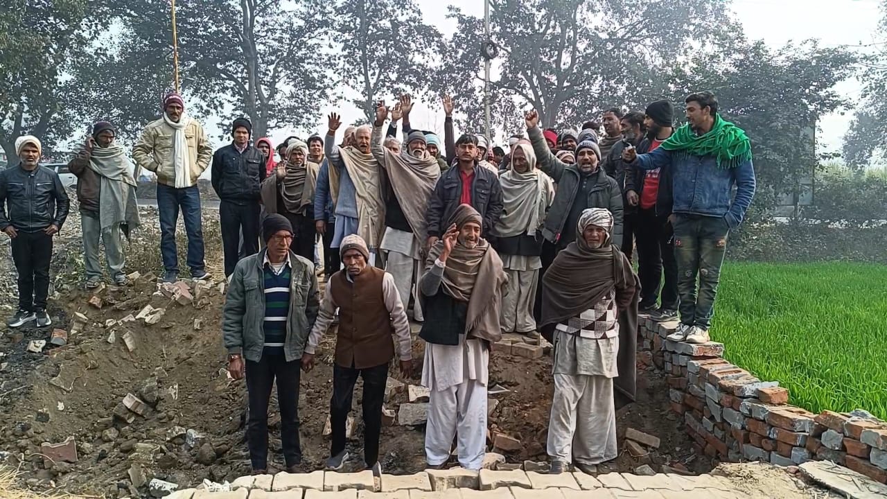 मुजफ्फरनगरः रहकड़ा में विधायक मिथलेश पाल के विरोध में लगे नारे, रास्ता तुड़वाने का आरोप