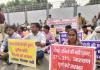 लखनऊ में 69000 शिक्षक भर्ती अभ्यर्थियों का प्रदर्शन, बोले—योगी बाबा न्याय करो, सुप्रीम कोर्ट में पैरवी करो