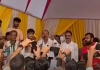 बिहार में चुनावी जनसभा के दौरान मंच से धड़ाम से गिरे 'बाहुबली' अनंत सिंह, वीडियो वायरल