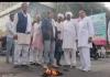 शामली: गठवाला खाप ने आतंकवाद का पुतला दहन किया, दिल्ली ब्लास्ट के आरोपियों को सार्वजनिक सजा देने की मांग
