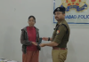 नए साल से पहले गाजियाबाद पुलिस ने 246 मोबाइल लौटाकर लोगों के चेहरे पर लौटाई मुस्कान