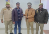 मेरठ: थाना पल्लवपुरम पुलिस ने गुम मोबाइल बरामद कर युवक को सौंपा
