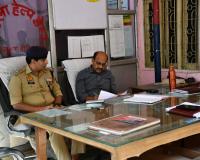 मुज़फ्फरनगर कोतवाली में समाधान दिवस का आयोजन, डीएम ने कहा- समस्याओं का हो गुणवत्तापूर्ण निस्तारण