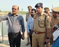 शुकतीर्थ गंगा स्नान मेले की तैयारियां तेज: डीएम-एसएसपी ने किया विभिन्न घाटों का निरीक्षण, सुरक्षा और सुविधाओं पर जीरो टॉलरेंस की नीति
