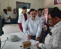 सीएमओ ने किया खतौली CHC का औचक निरीक्षण; स्वच्छता और गुणवत्तापूर्ण इलाज पर दिया जोर