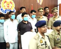 सहारनपुर पुलिस ने फर्जी डिग्री और मार्कशीट बनाने वाले गैंग के पांच सदस्यों को गिरफ्तार किया